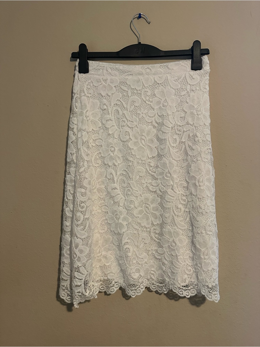 Women's White Lace Midi Skirt - Floral A-Line - Picture 2 of 3